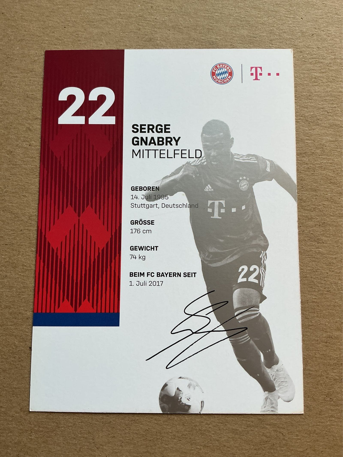 Serge Gnabry, Germany 🇩🇪 FC Bayern München 2018/19 hand signed