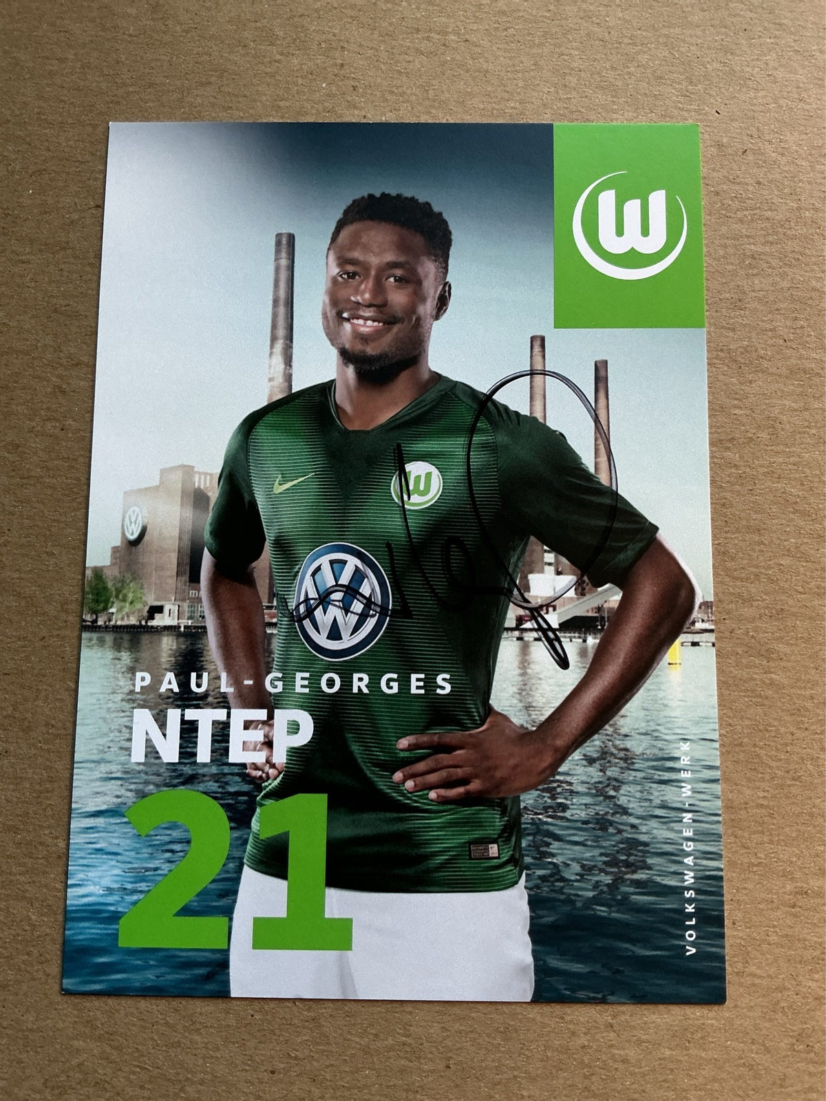 Paul-Georges Ntep, France 🇫🇷 VfL Wolfsburg 2018/19 hand signed