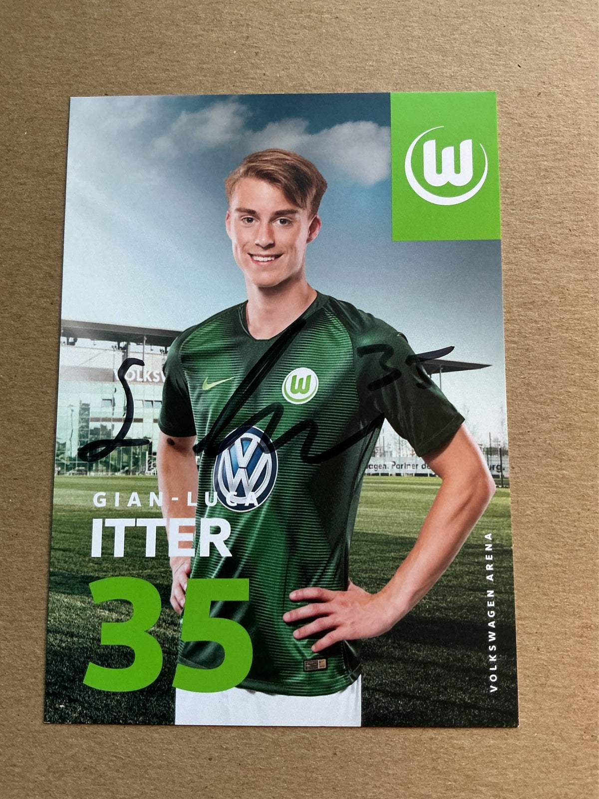 Gian-Luca Itter, Germany 🇩🇪 VfL Wolfsburg 2018/19 hand signed