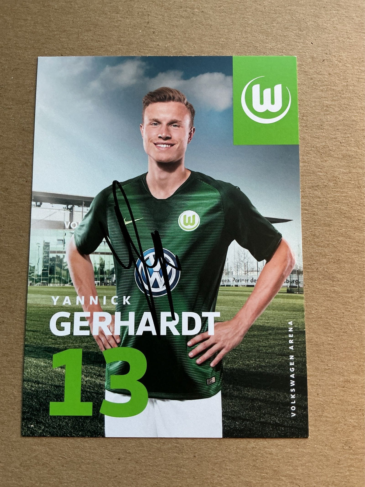 Yannick Gerhardt, Germany 🇩🇪 VfL Wolfsburg 2018/19 hand signed
