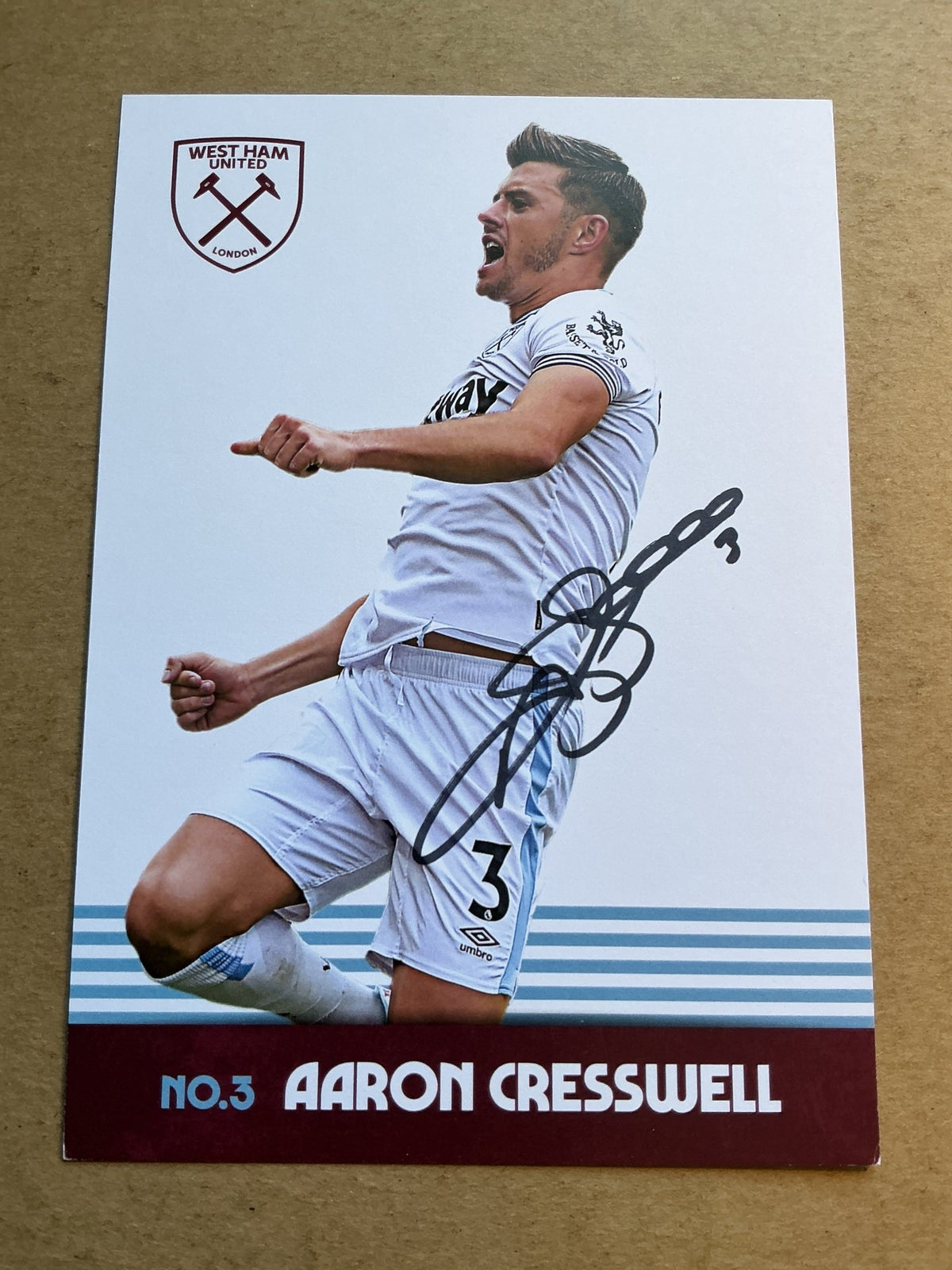 Aaron Creswell, England 🏴󠁧󠁢󠁥󠁮󠁧󠁿 West Ham United 2019/20 hand signed - Autographs-World