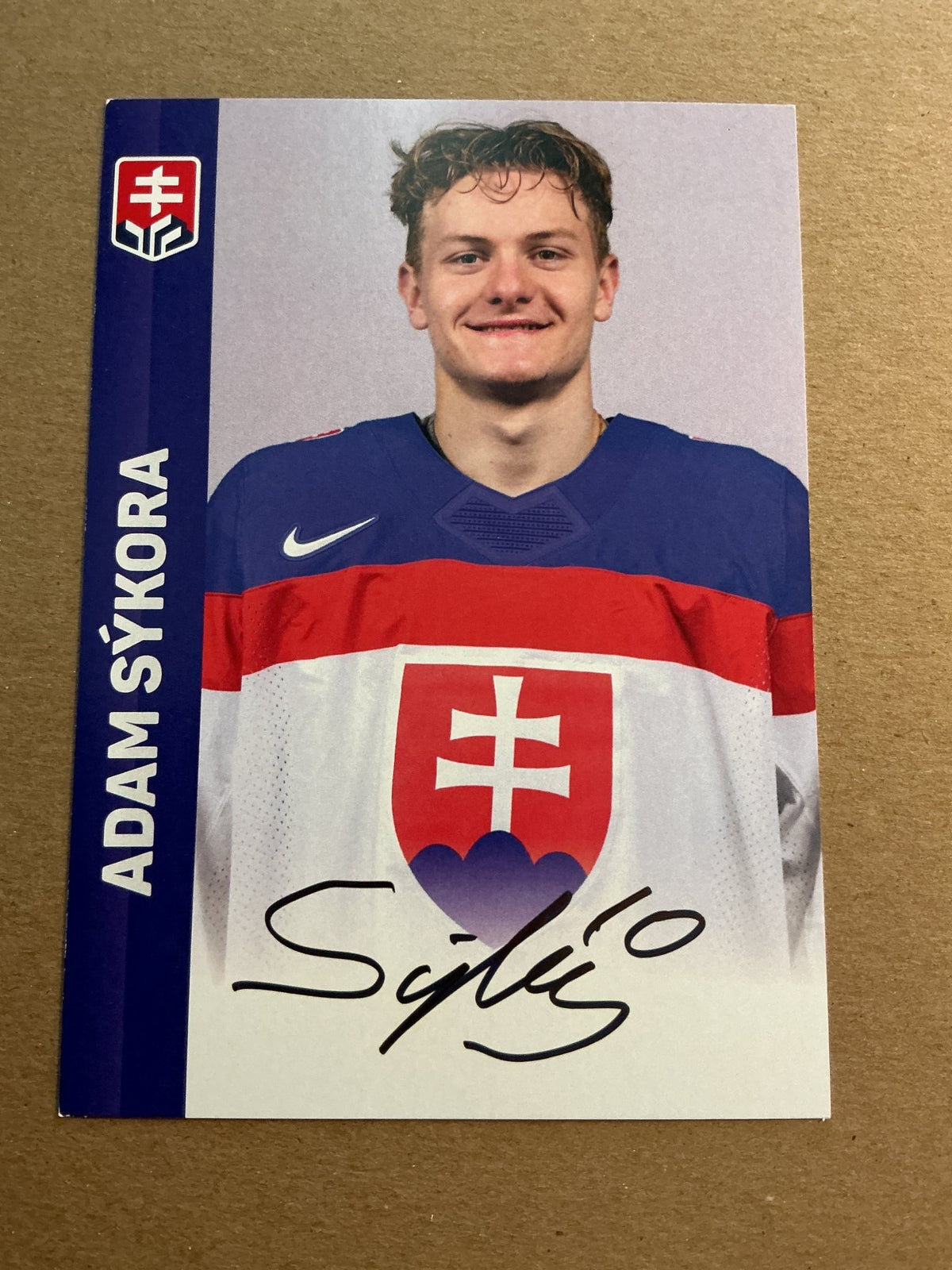 Adam Sýkora, Slovakia 🇸🇰 Hartford Wolf Pack 2023/24 hand signed - Autographs-World