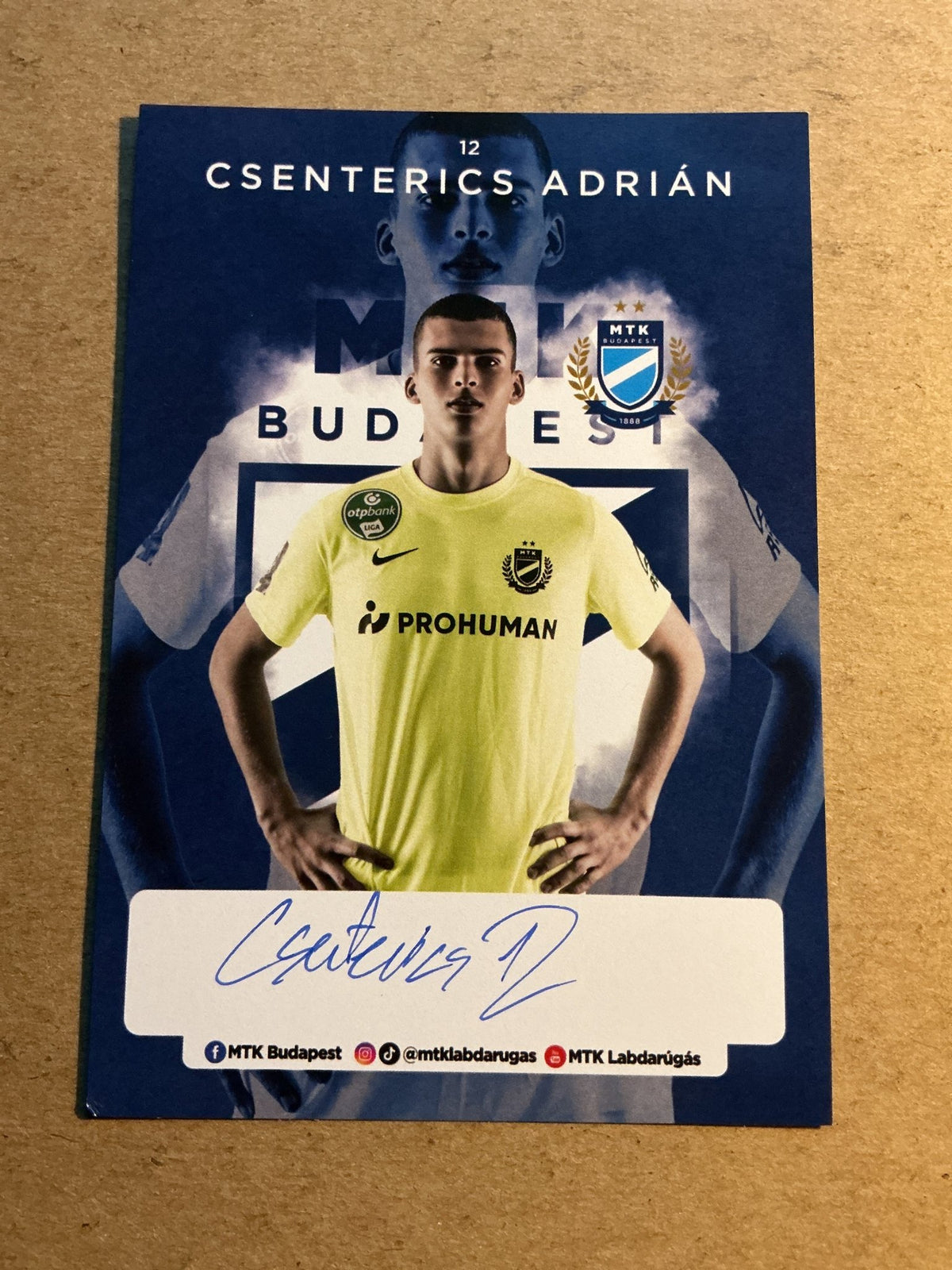 Adrián Csenterics, Hungary 🇭🇺 MTK Budapest 2021/22 hand signed - Autographs-World