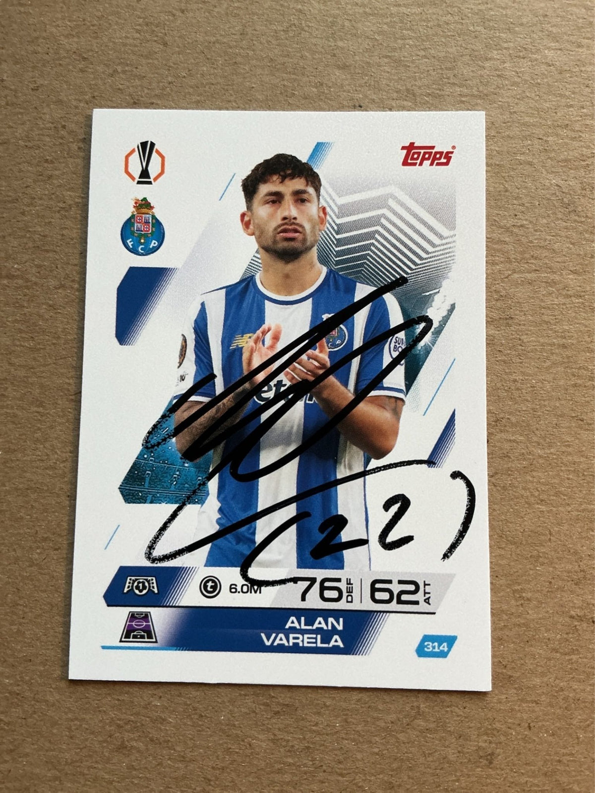 Alan Varela, Argentina 🇦🇷 FC Porto 2025/26 hand signed - Autographs-World