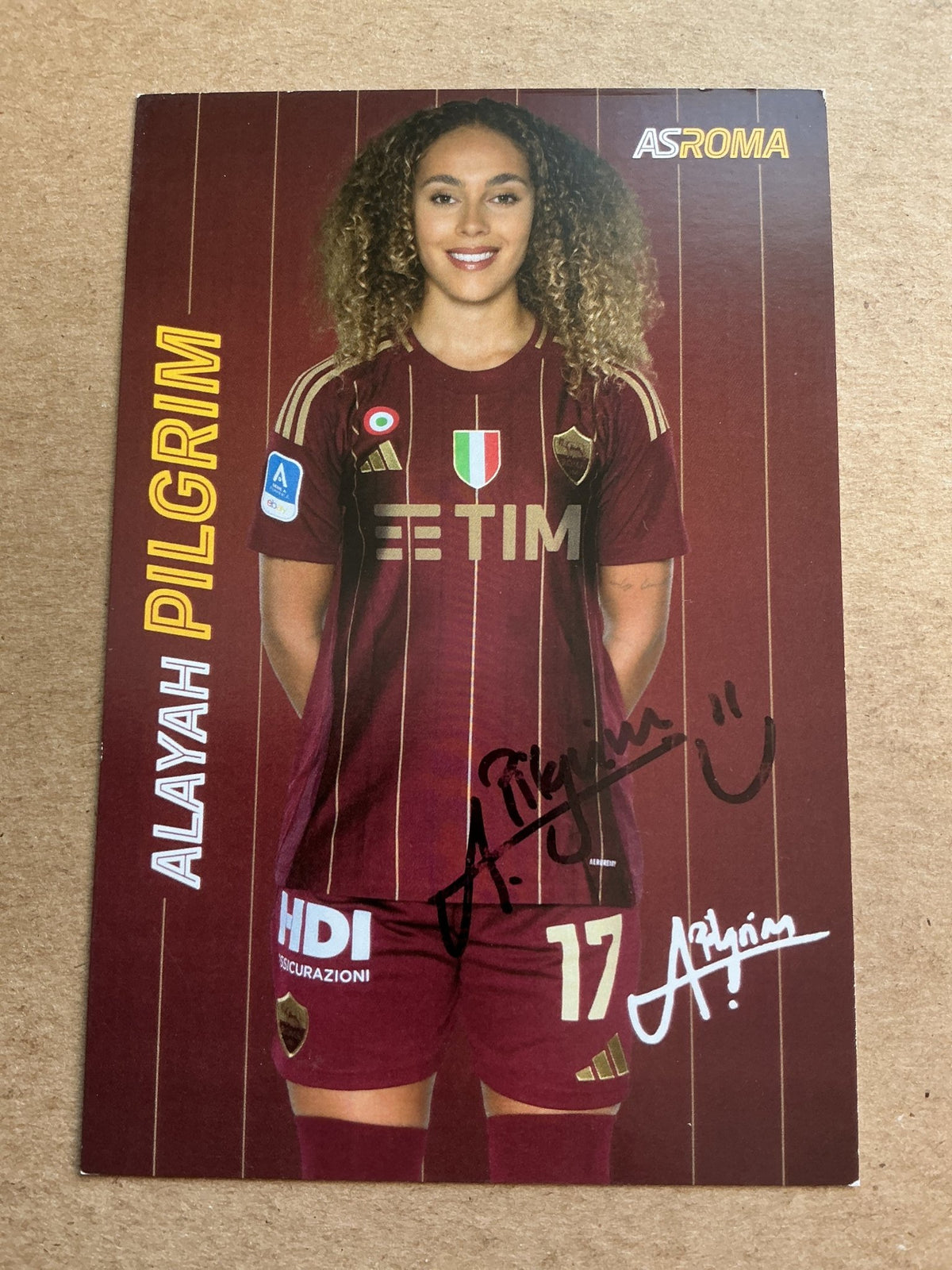 Alayah Pilgrim, Switzerland 🇨🇭 AS Roma 2024/25 hand signed - Autographs-World