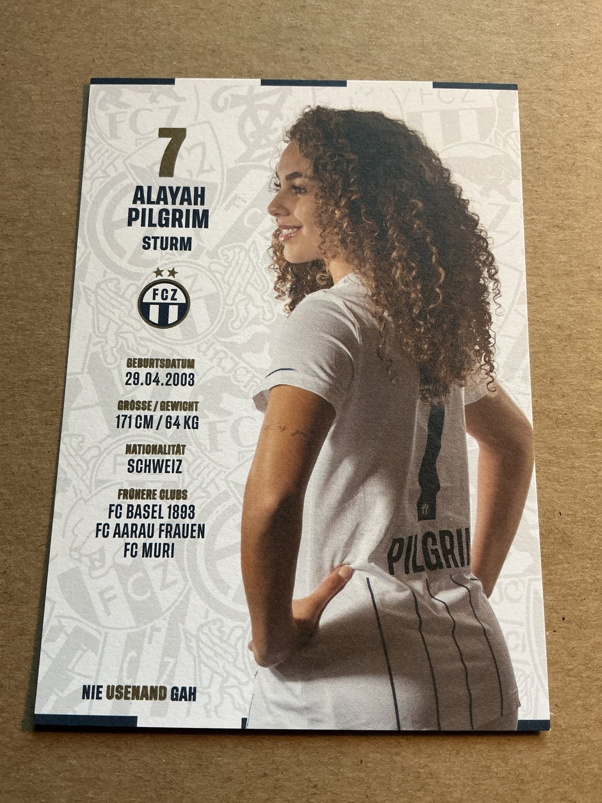 Alayah Pilgrim, Switzerland 🇨🇭 FC Zürich 2022/23 hand signed - Autographs-World