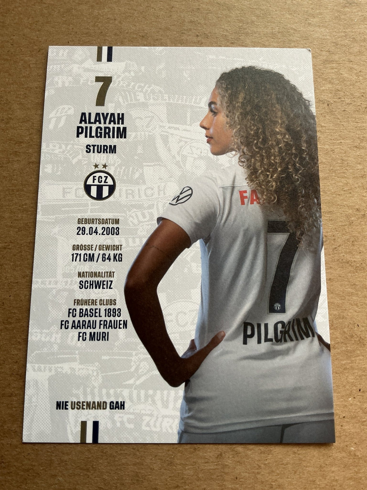 Alayah Pilgrim, Switzerland 🇨🇭 FC Zürich 2023/24 hand signed - Autographs-World