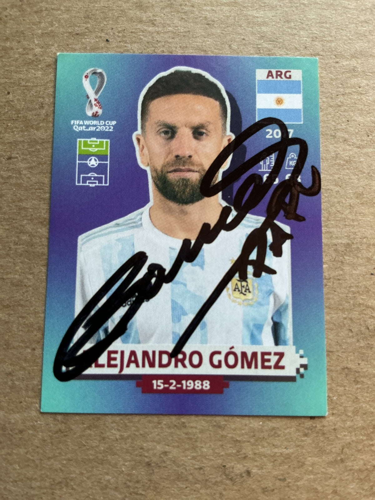 Alejandro Gomez, Argentina 🇦🇷 FIFA World Cup 2022 Panini hand signed - Autographs-World