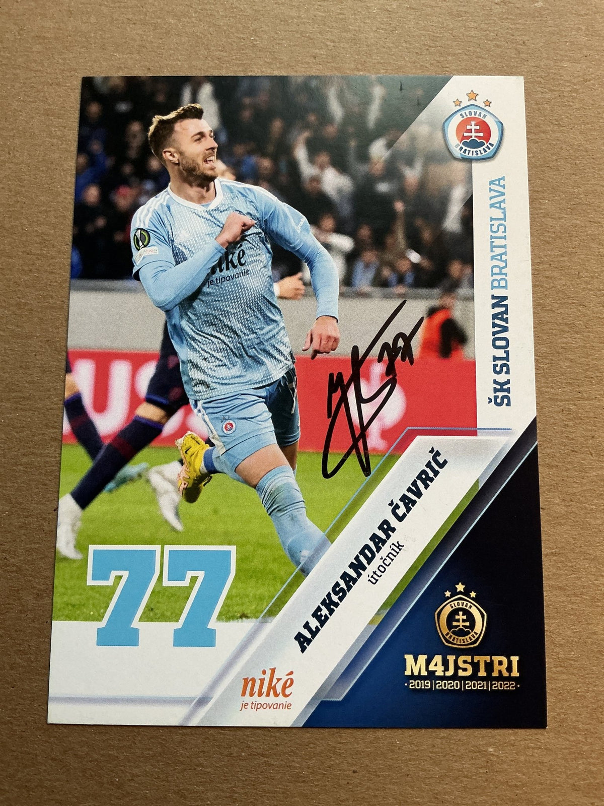 Aleksandar Čavrič, Serbia 🇷🇸 ŠK Slovan Bratislava 2022/23 hand signed - Autographs-World