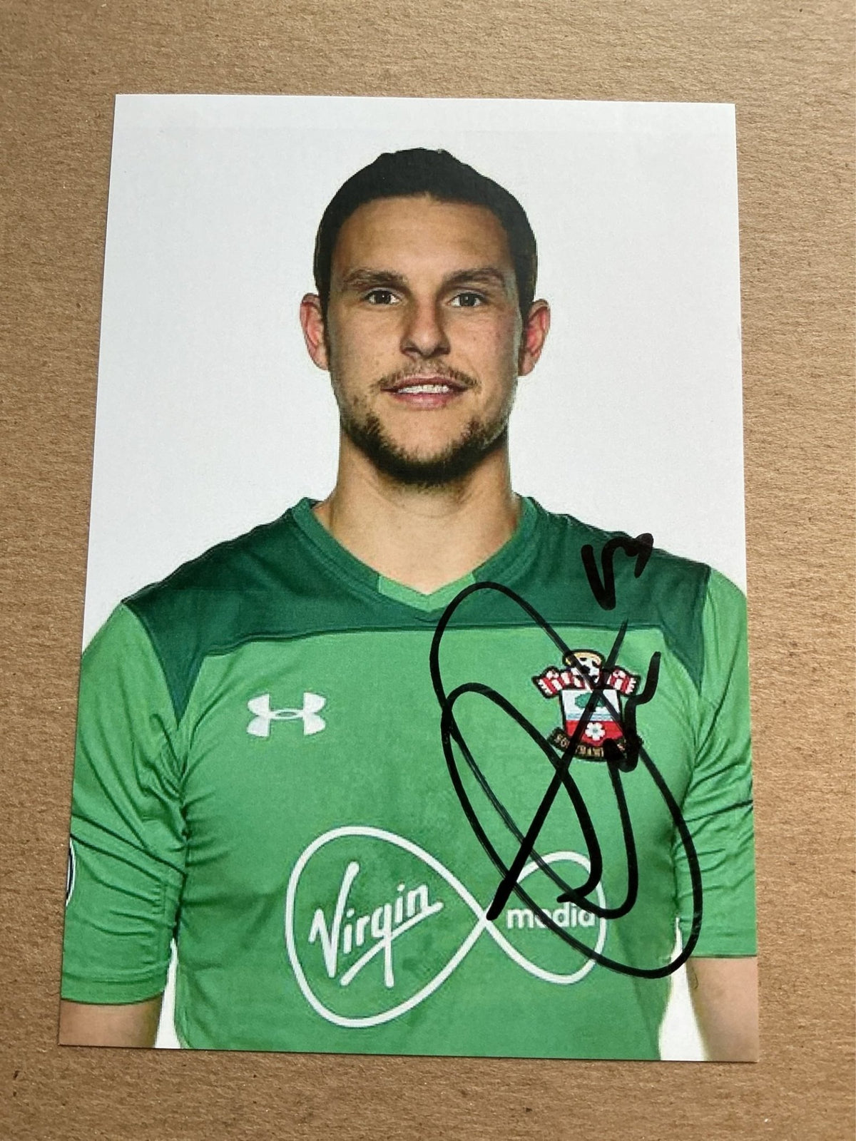 Alex McCarthy, England 🏴󠁧󠁢󠁥󠁮󠁧󠁿 Southampton FC 2017/18 hand signed - Autographs-World