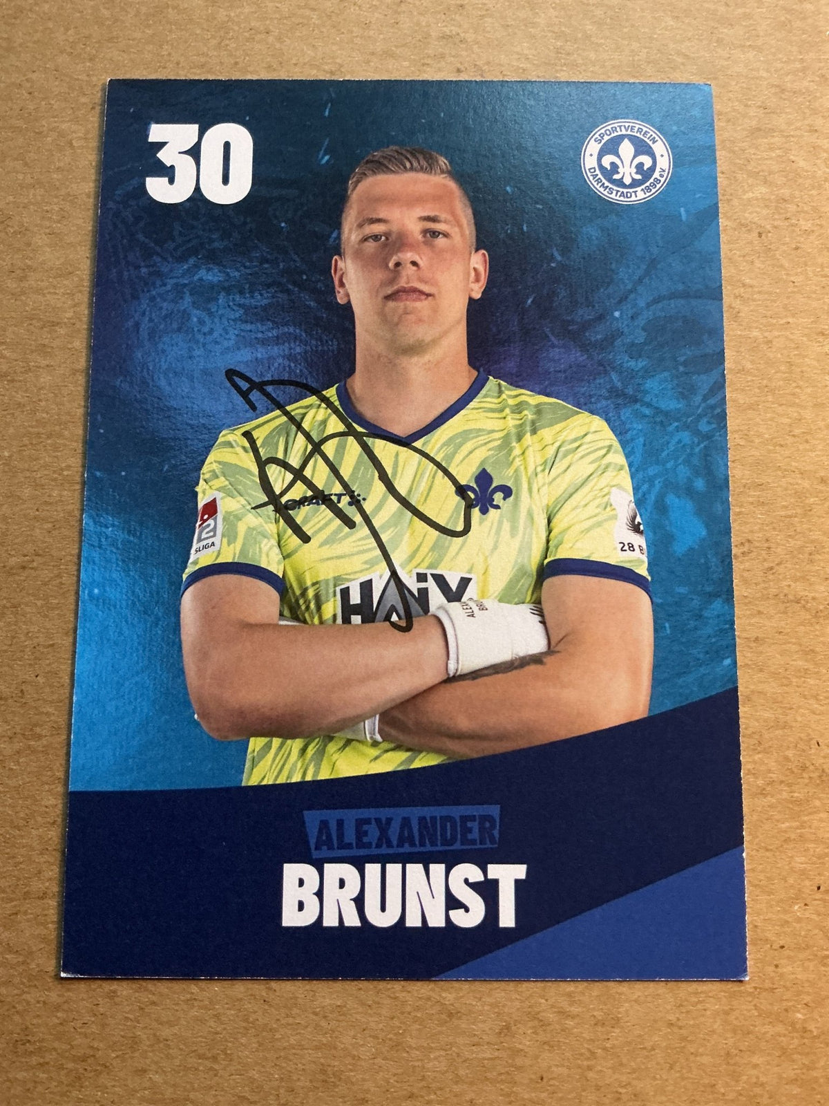 Alexander Brunst, Germany 🇩🇪 SV Darmstadt 98 2023/24 hand signed - Autographs-World