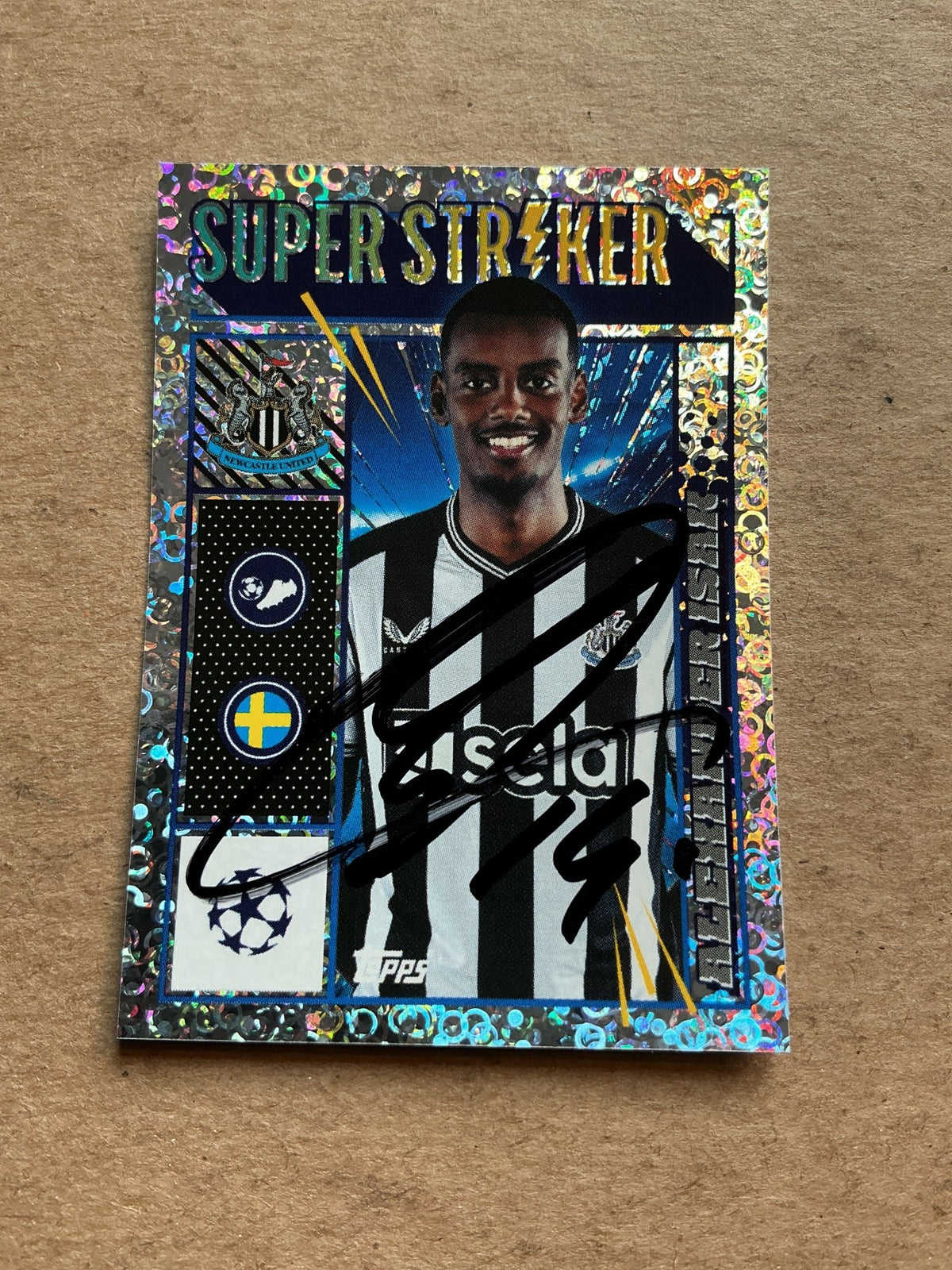 Alexander Isak, Sweden 🇸🇪 Newcastle United 2023/24 Topps hand signed - Autographs-World
