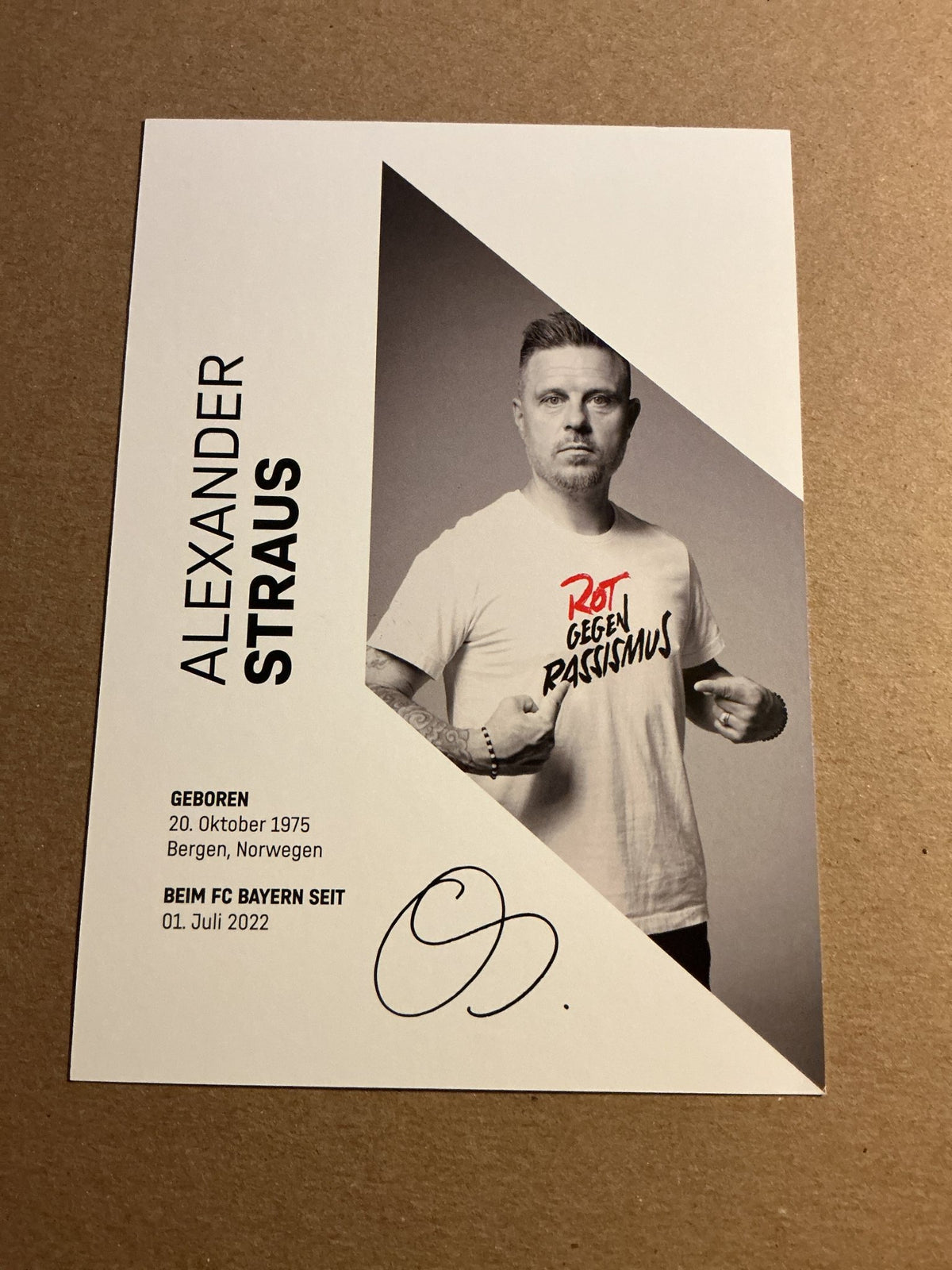 Alexander Straus, Norway 🇳🇴 FC Bayern München 2023/24 hand signed - Autographs-World