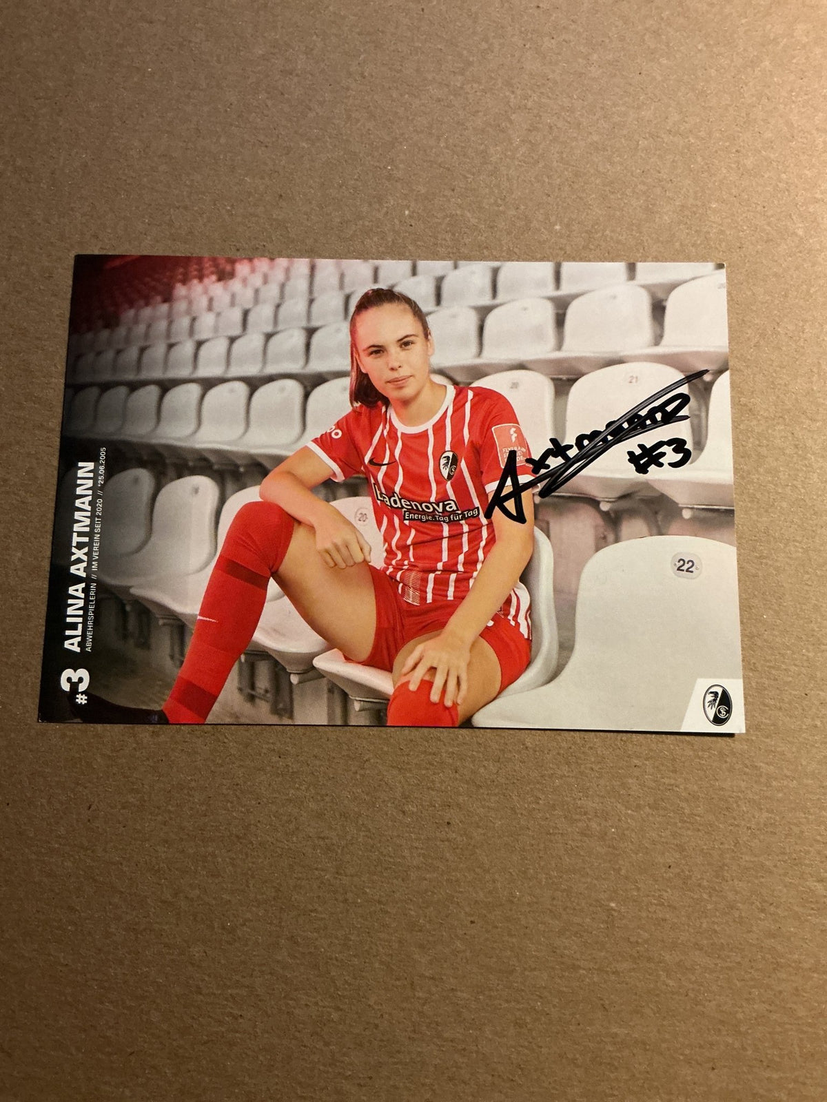 Alina Axtmann, Germany 🇩🇪 SC Freiburg 2022/23 hand signed - Autographs-World