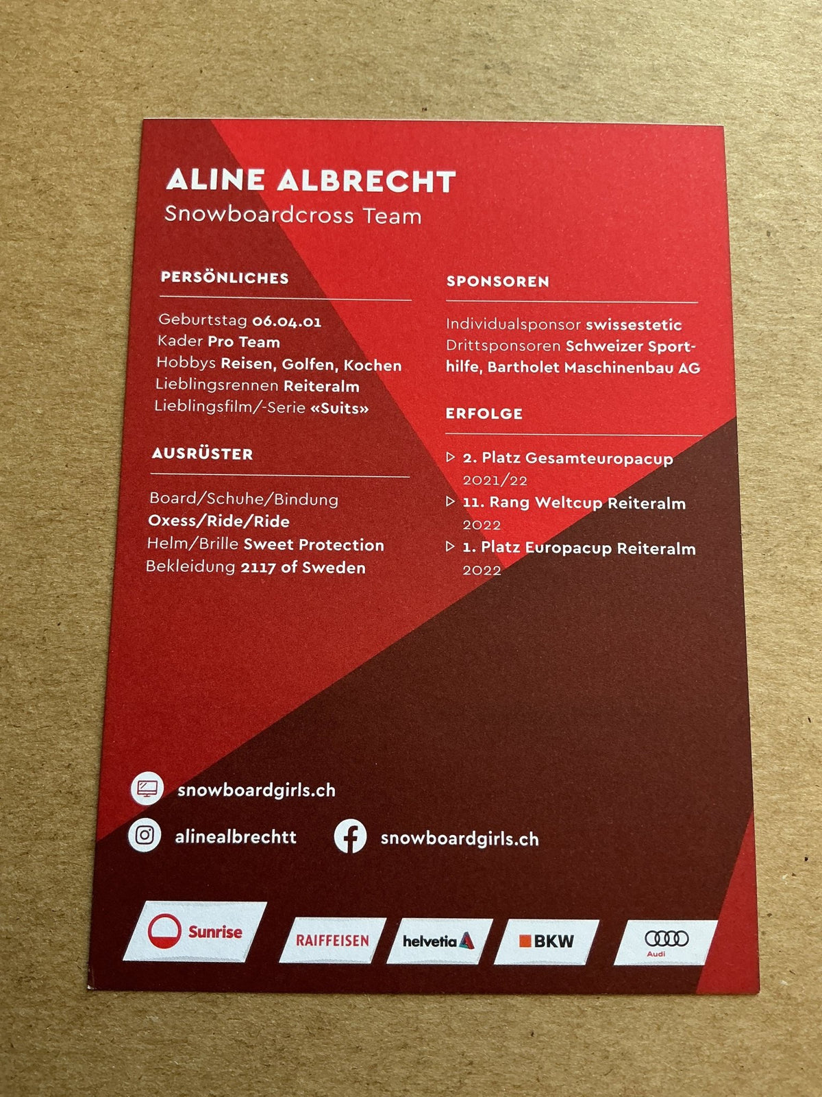 Aline Albrecht, Switzerland 🇨🇭 Snowboardcross Winter Sports 2024/25 hand signed - Autographs-World