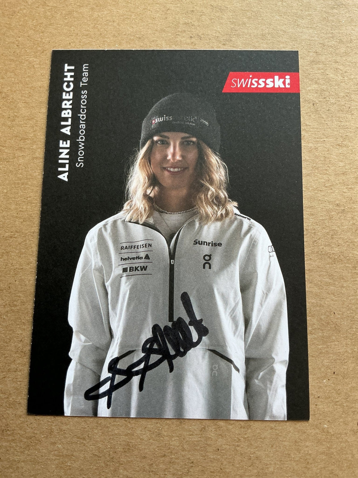 Aline Albrecht, Switzerland 🇨🇭 Snowboardcross Winter Sports 2024/25 hand signed - Autographs-World