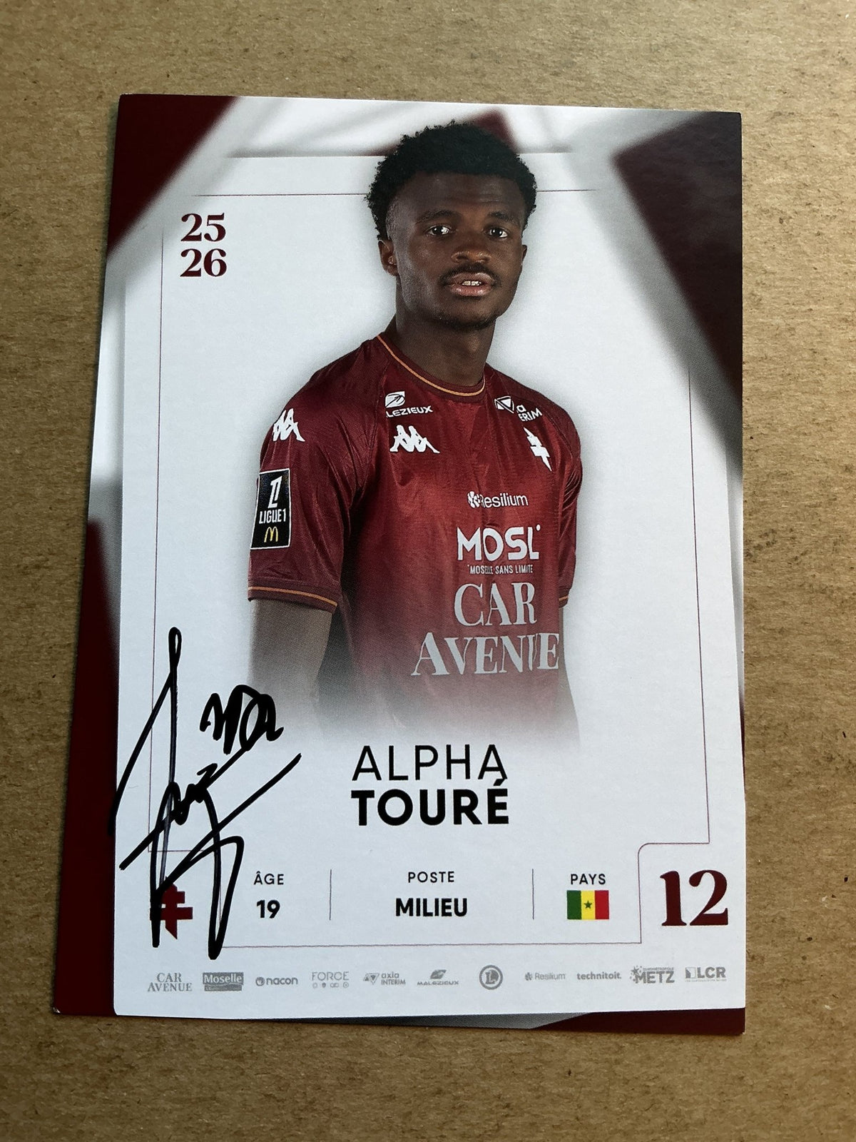 Alpha Touré, Senegal 🇸🇳 FC Metz 2025/26 hand signed - Autographs-World