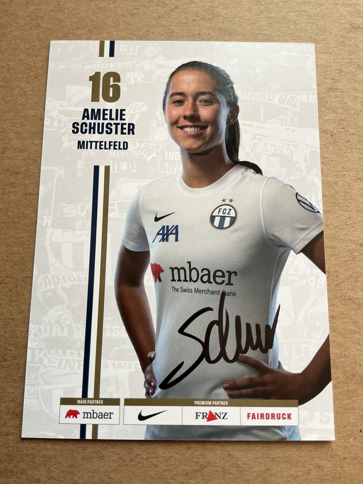 Amelie Schuster, Germany 🇩🇪 FC Zürich 2023/24 hand signed - Autographs-World