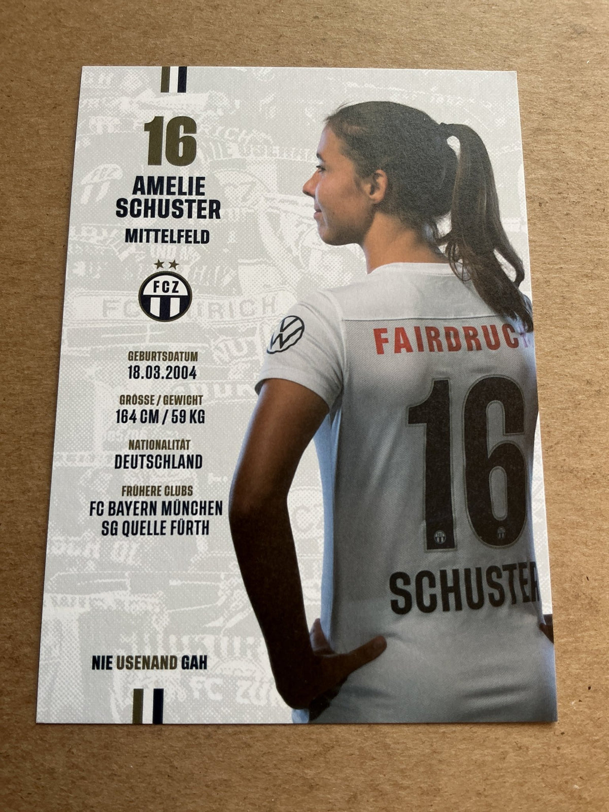 Amelie Schuster, Germany 🇩🇪 FC Zürich 2023/24 hand signed - Autographs-World