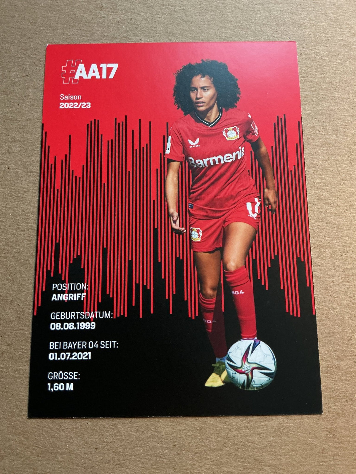 Amira Arfaoui, Switzerland 🇨🇭 Bayer 04 Leverkusen 2022/23 hand signed - Autographs-World