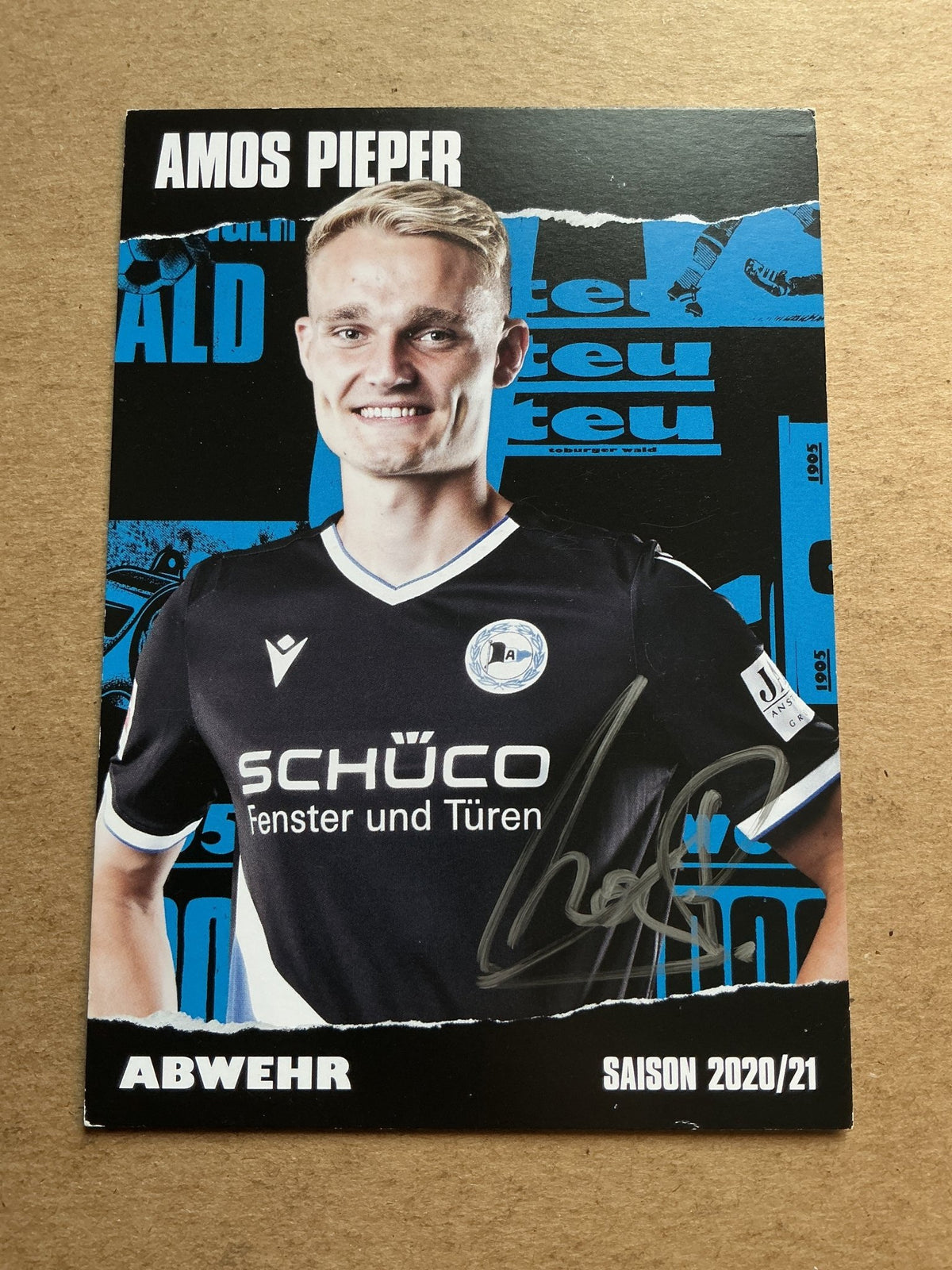 Amos Pieper, Germany 🇩🇪 Arminia Bielefeld 2020/21 hand signed - Autographs-World