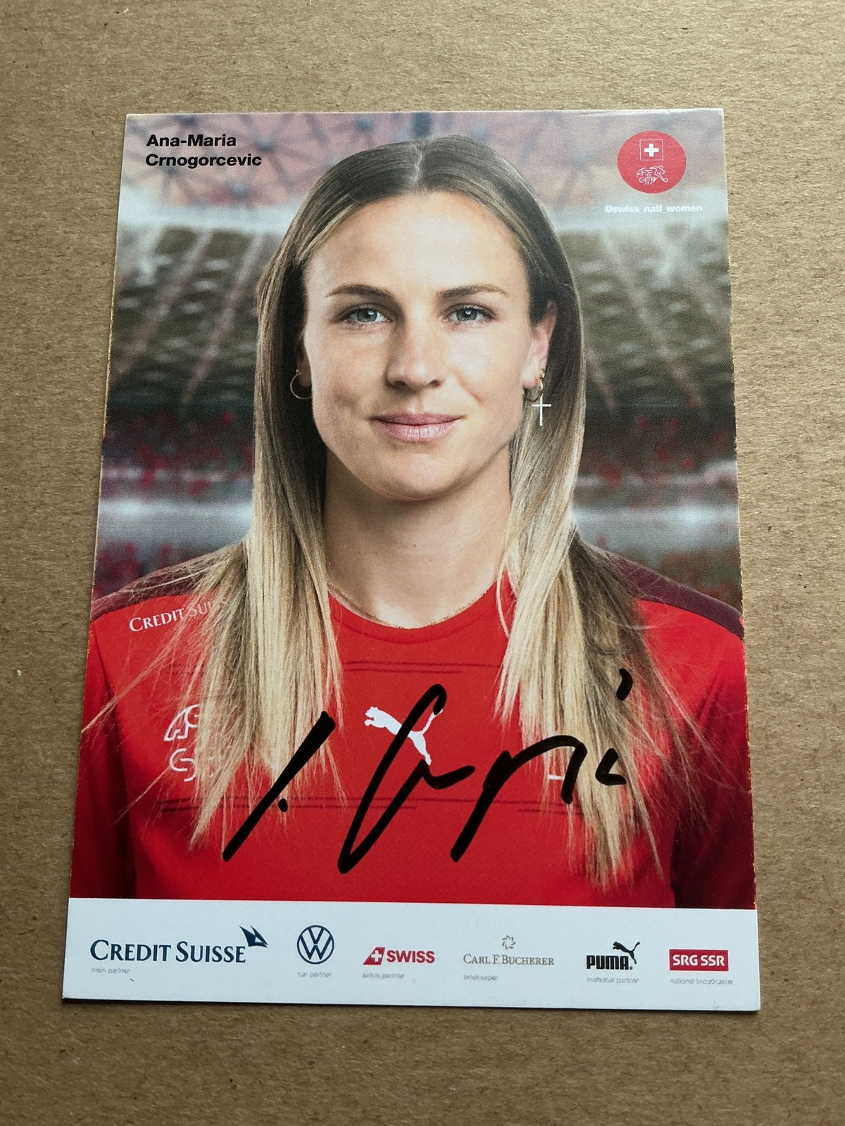 Ana-Maria Crnogorcevic, Switzerland 🇨🇭 UEFA Women’s Euro 2022 hand signed - Autographs-World