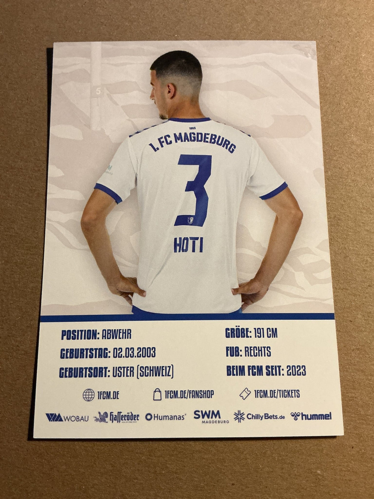 Andi Hoti, Kosovo 🇽🇰 1.FC Magdeburg 2023/24 hand signed - Autographs-World