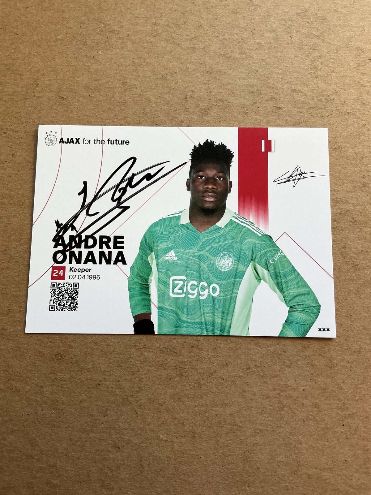 André Onana, Cameroon 🇨🇲 Ajax Amsterdam 2021/22 hand signed - Autographs-World