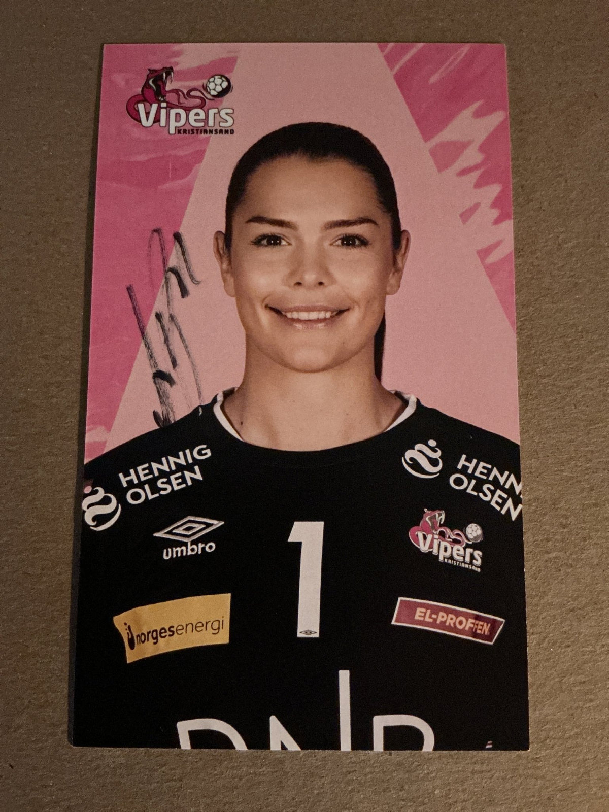 Andrea Pedersen, Norway 🇳🇴 Handball Vipers 2021/22 hand signed - Autographs-World