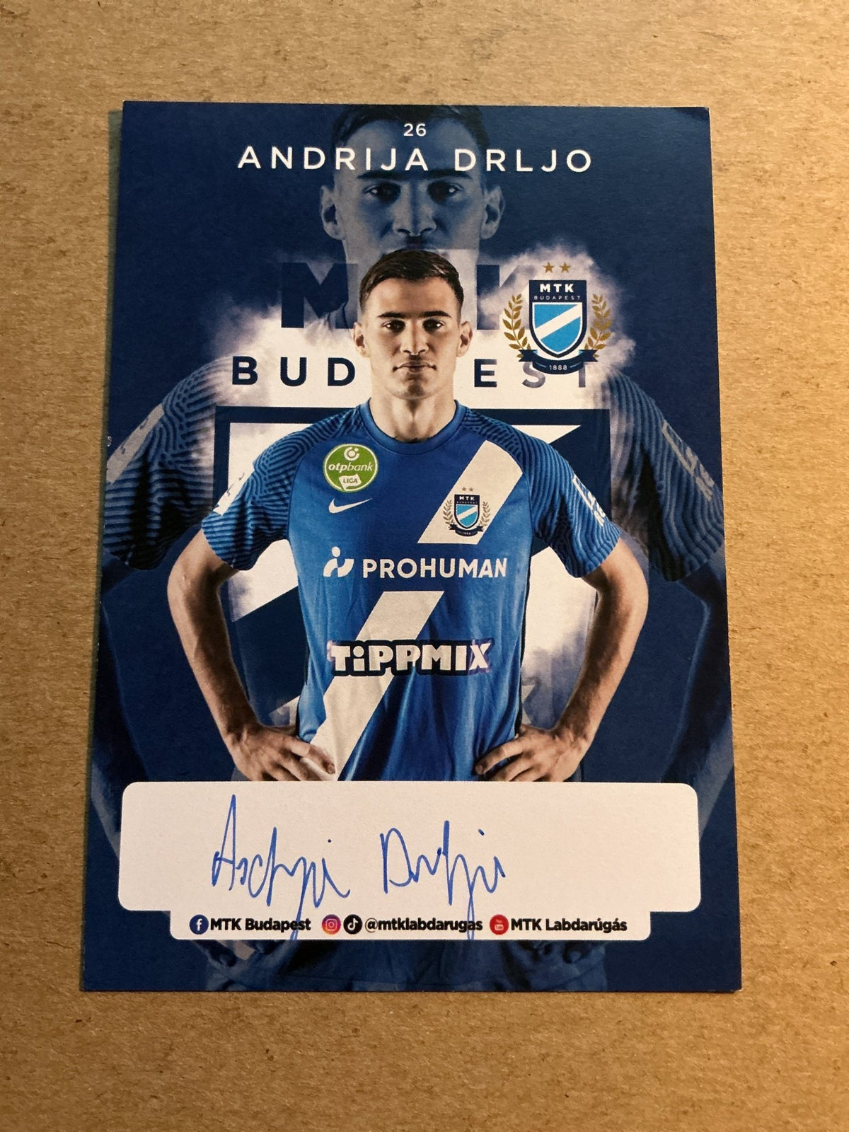 Andrija Drljo, Bosnia 🇧🇦 MTK Budapest 2021/22 hand signed - Autographs-World