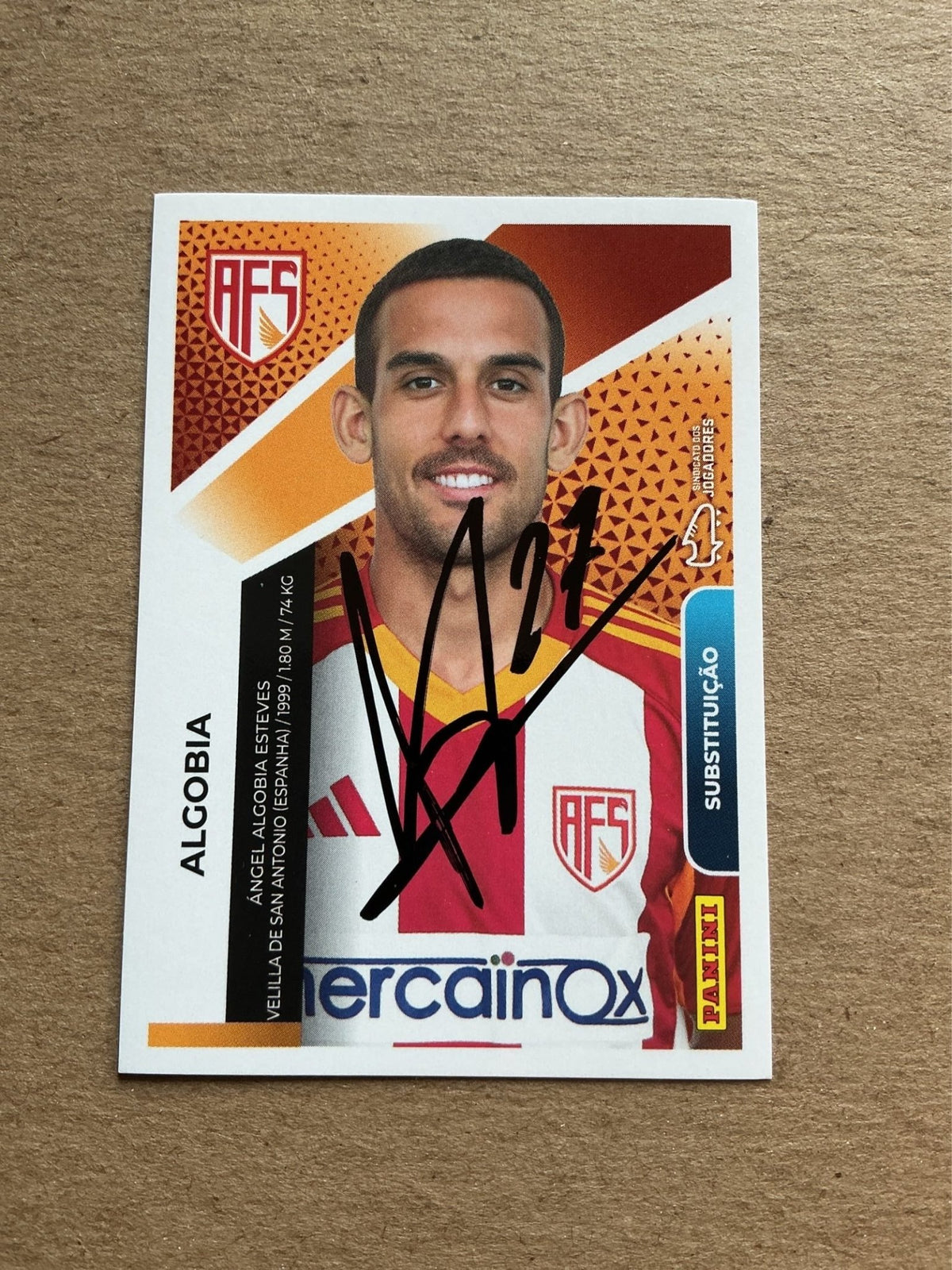 Ángel Algobia, Spain 🇪🇸 AVS Futebol 2025/26 Panini hand signed - Autographs-World
