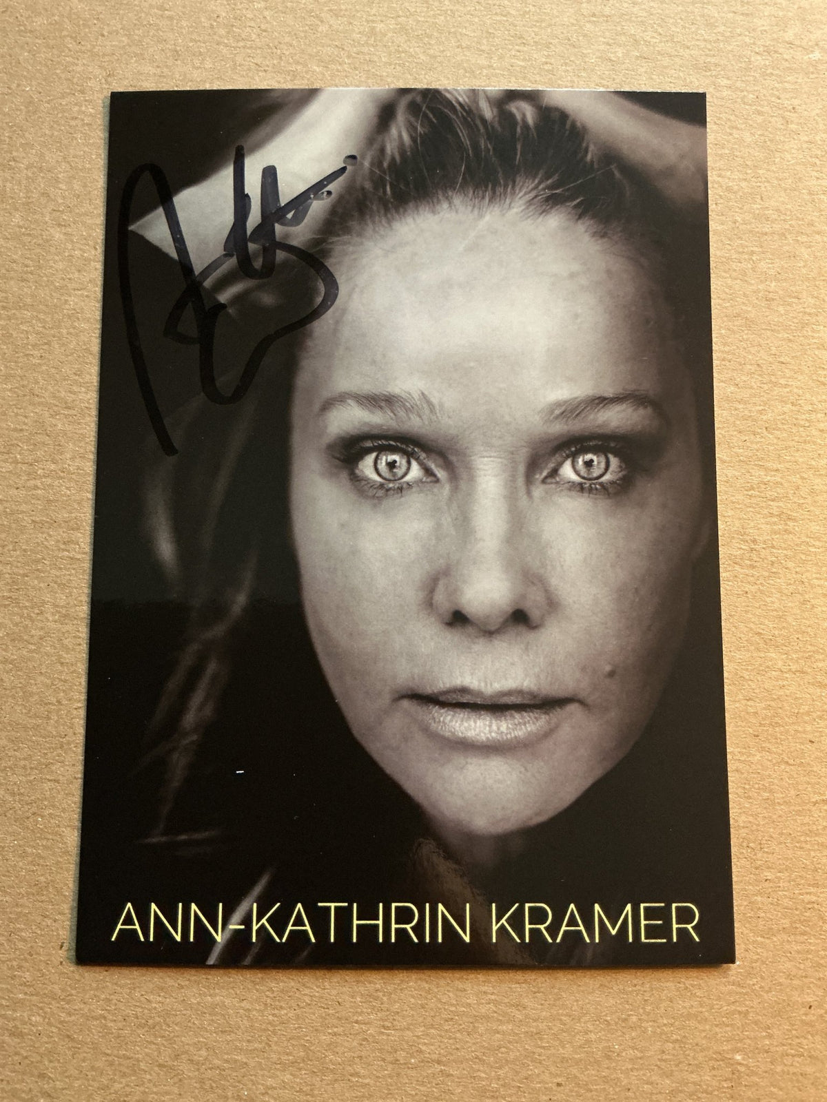Ann-Kathrin Kramer, Germany 🇩🇪 Actress 2025 hand signed - Autographs-World