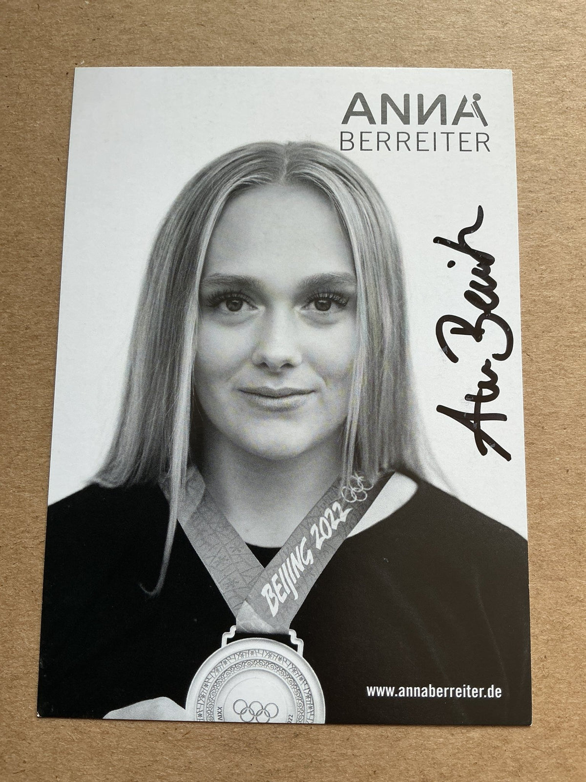 Anna Berreiter, Germany 🇩🇪 Luger 2024/25 hand signed - Autographs-World