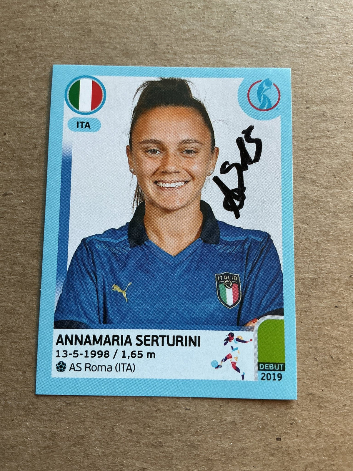 Annamaria Serturini, Italy 🇮🇹 UEFA Women’s Euro Cup 2022 Panini hand signed - Autographs-World