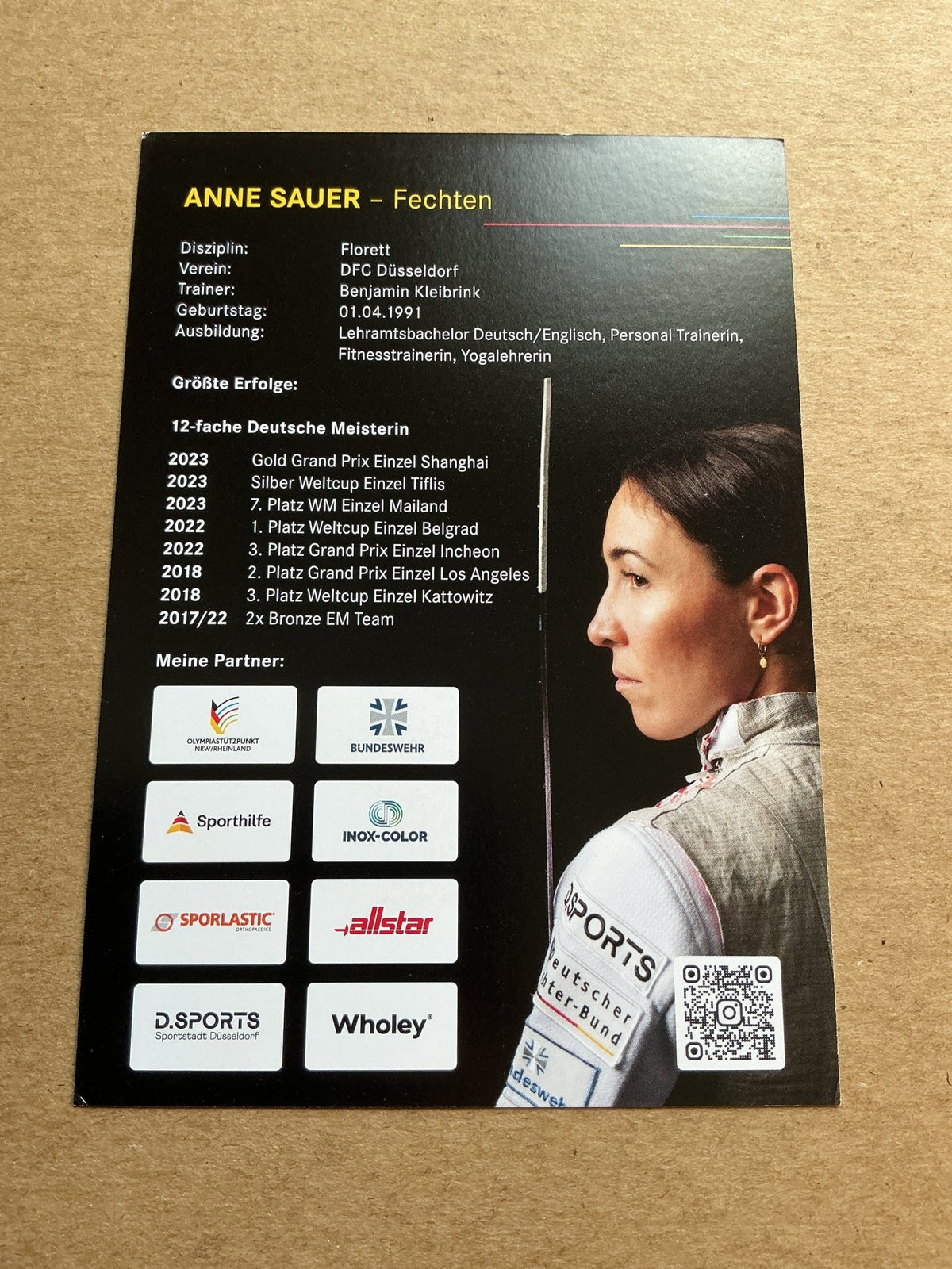 Anne Sauer, Germany 🇩🇪 Fencing Summer Olympics 2024 hand signed - Autographs-World