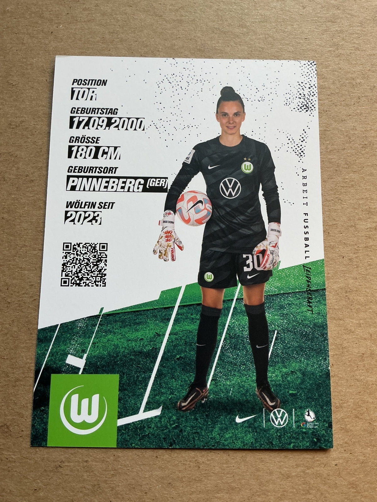 Anneke Borbe, Germany 🇩🇪 VfL Wolfsburg 2023/24 hand signed - Autographs-World