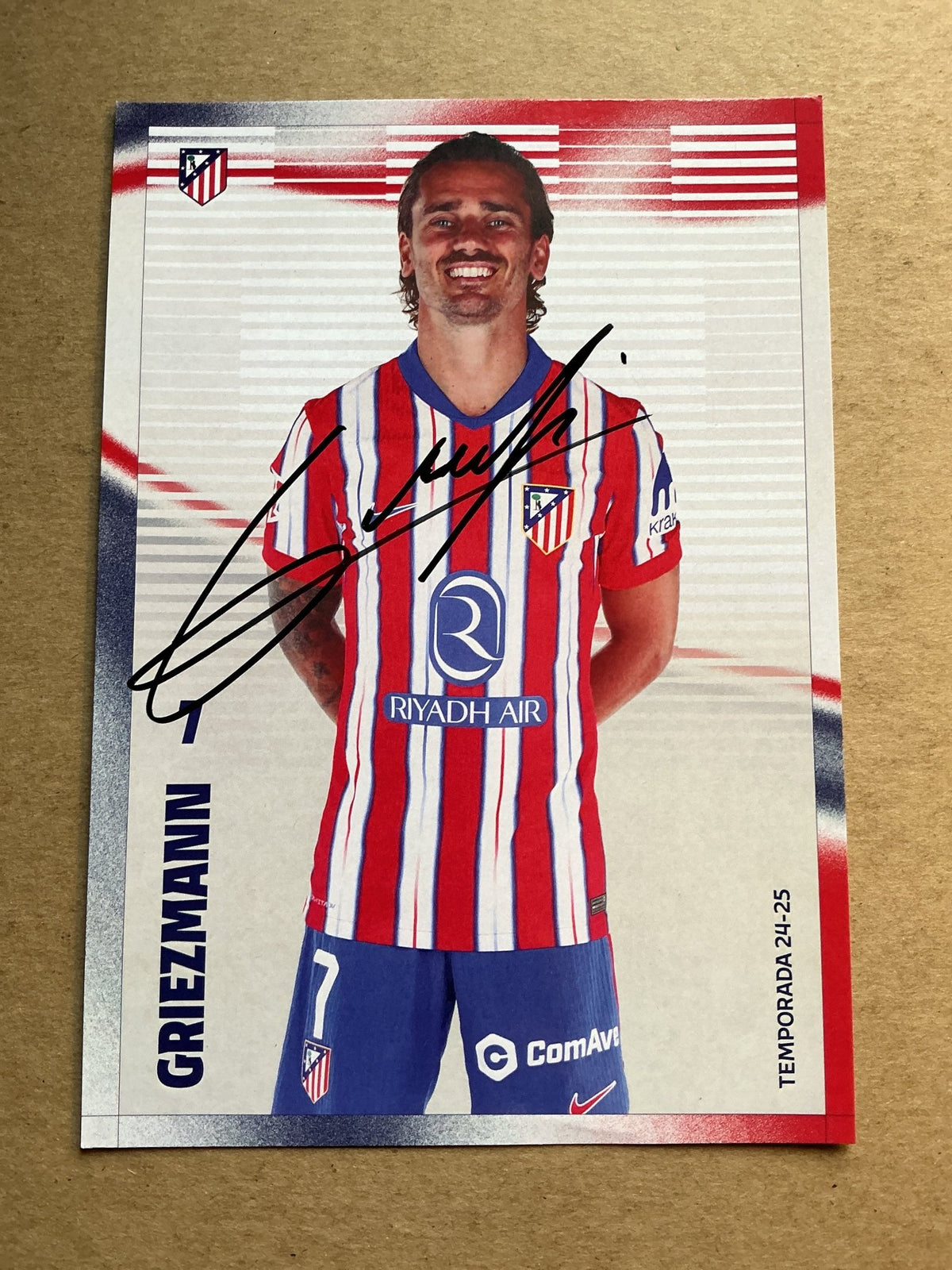 Antoine Griezmann, France 🇫🇷 Atletico Madrid 2024/25 hand signed - Autographs-World