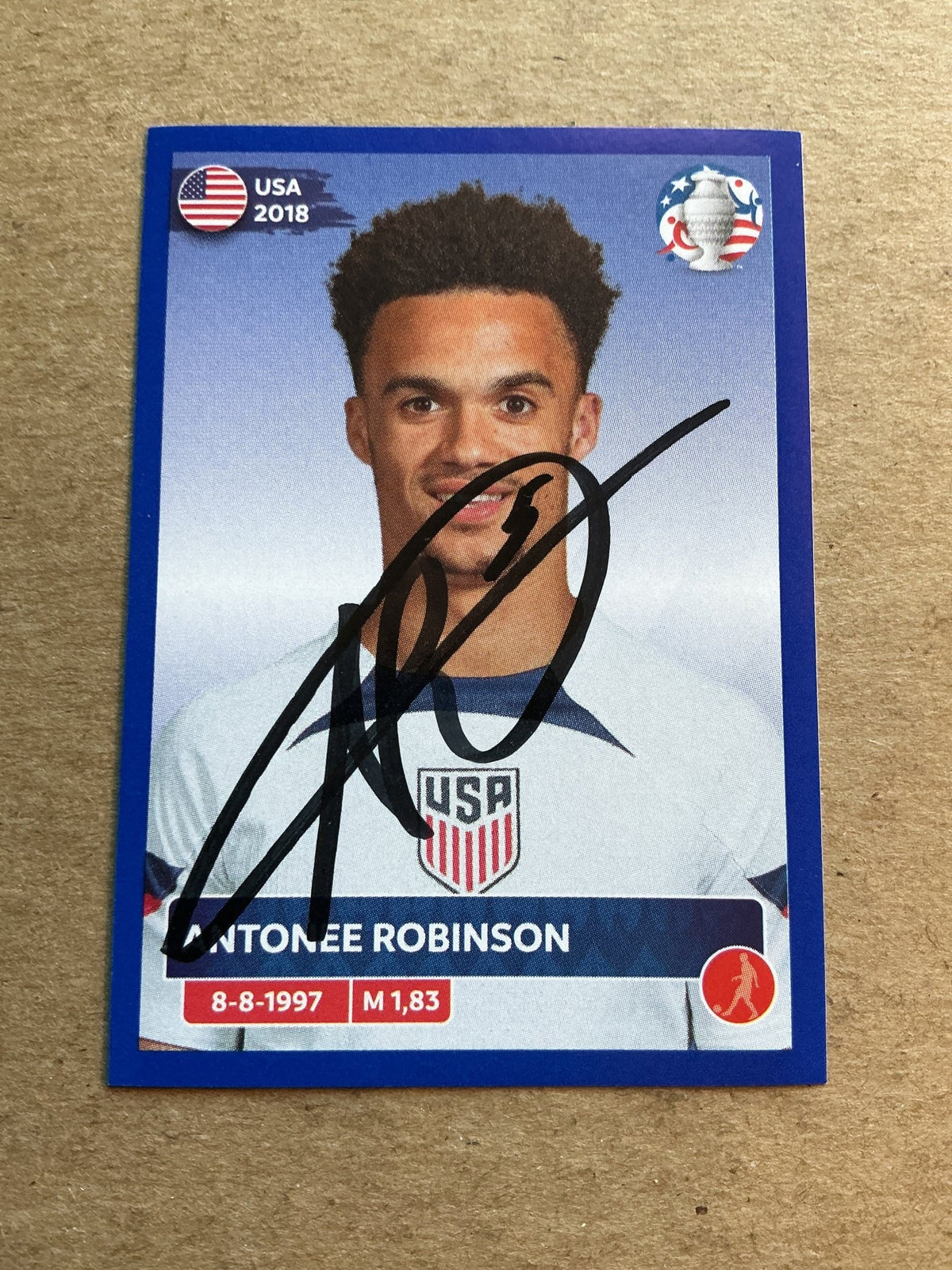 Antonee Robinson, USA 🇺🇸 Copa America 2024 Panini hand signed - Autographs-World