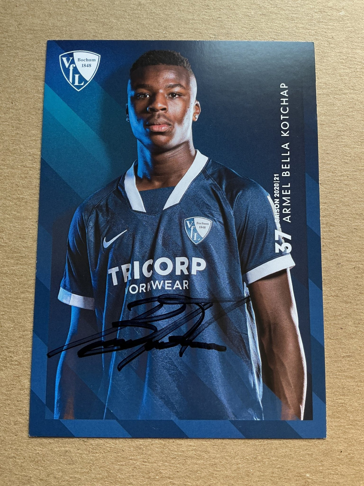 Armel Bella Kotchap, Germany 🇩🇪 VfL Bochum 2020/21 hand signed - Autographs-World