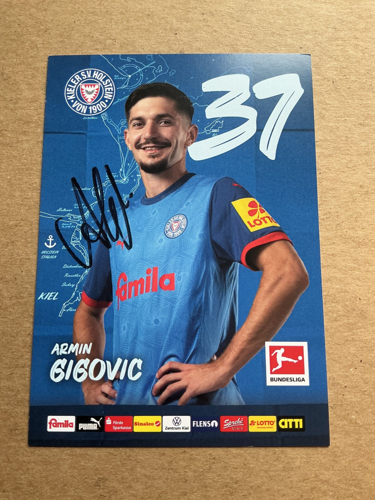 Armin Gigovic, Bosnia 🇧🇦 Holstein Kiel 2024/25 hand signed - Autographs-World