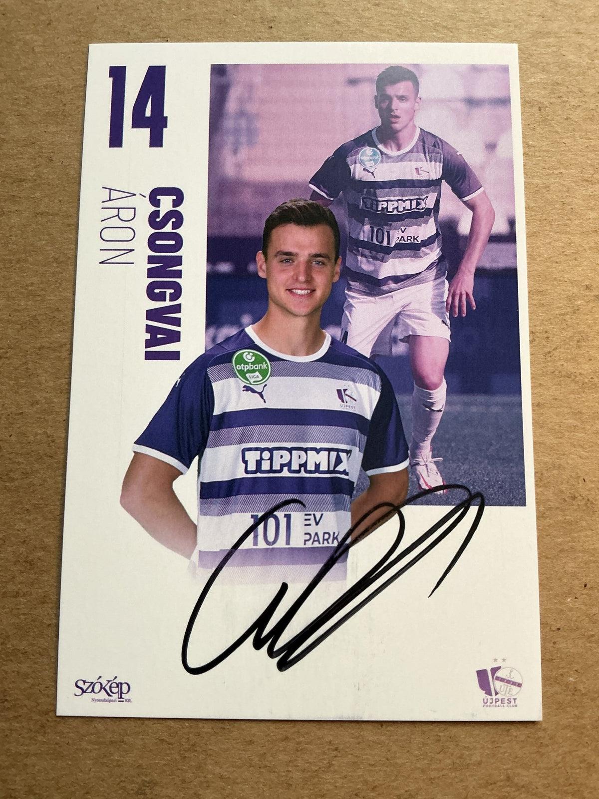 Áron Csongvai, Hungary 🇭🇺 Újpest FC 2021/22 hand signed - Autographs-World
