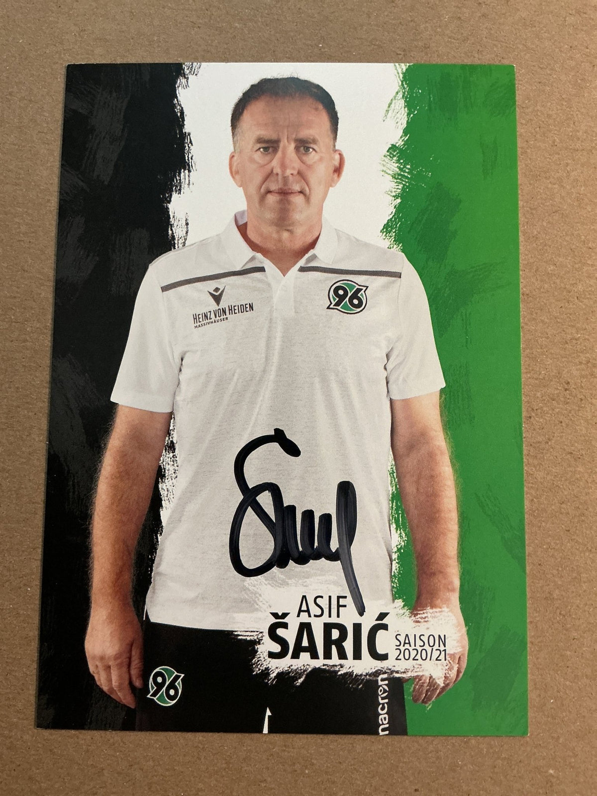 Asif Šarić, Bosnia 🇧🇦 Hannover 96 2020/21 hand signed - Autographs-World