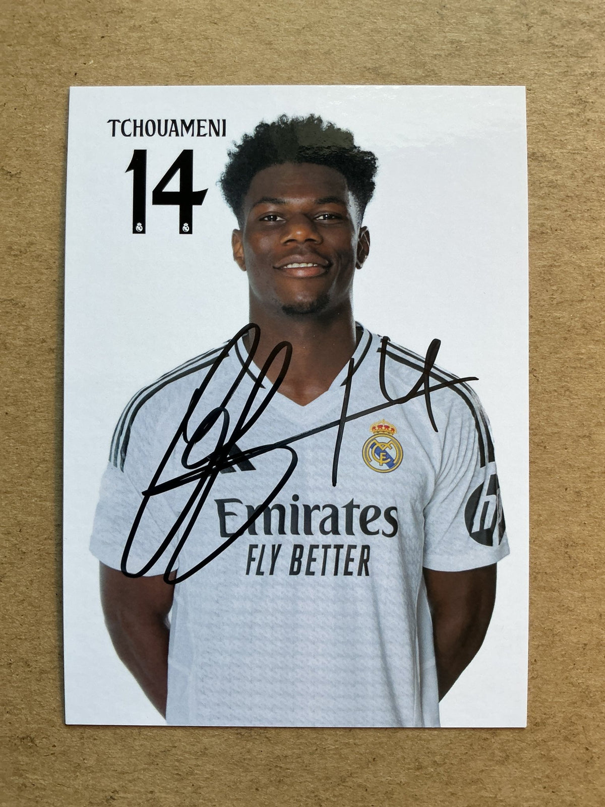 Aurélien Tchouaméni, France 🇫🇷 Real Madrid 2024/25 hand signed - Autographs-World