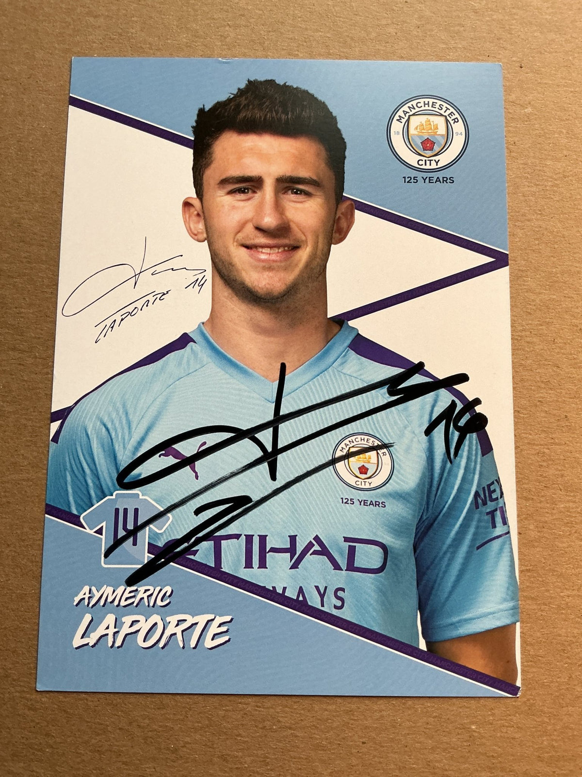 Aymeric Laporte, Spain 🇪🇸 Manchester City 2019/20 hand signed - Autographs-World