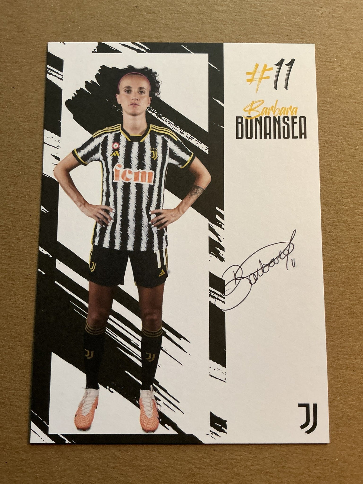 Barbara Bonansea, Italy 🇮🇹 Juventus FC 2023/24 hand signed - Autographs-World