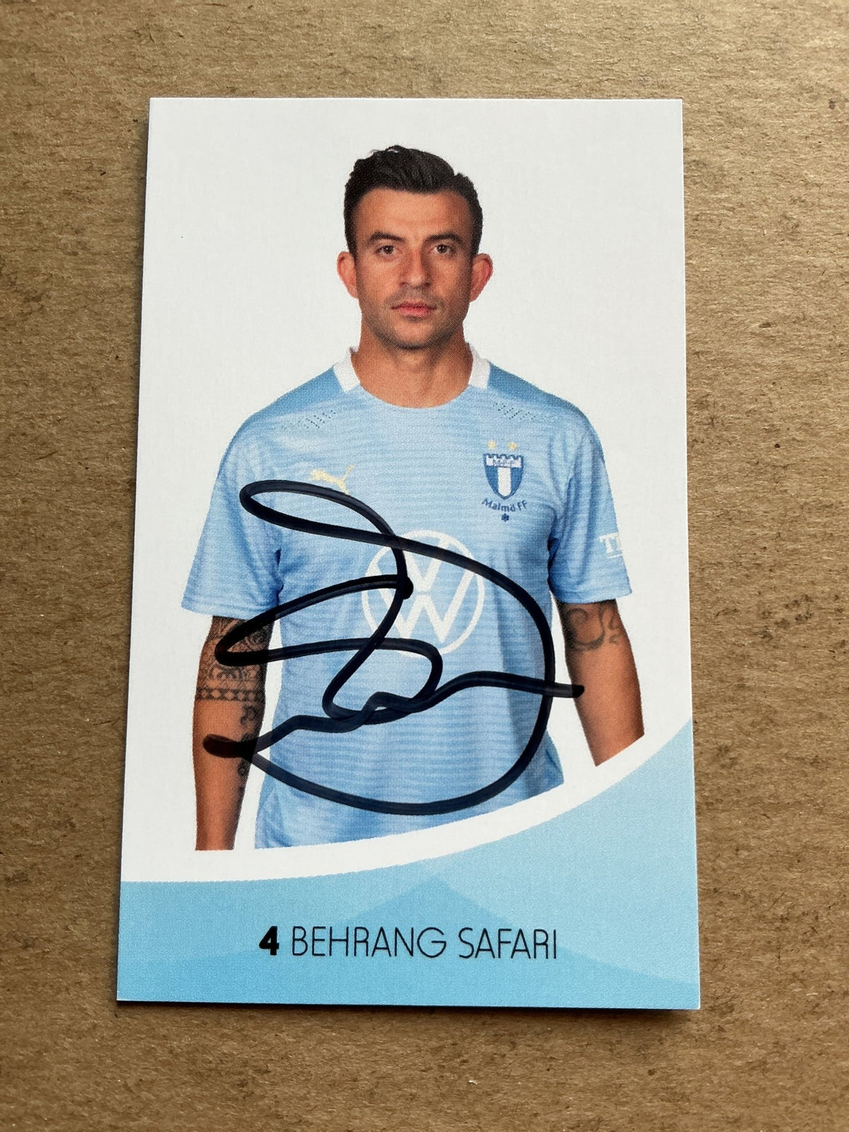 Behrang Safari, Sweden 🇸🇪 Malmö FF 2020/21 hand signed - Autographs-World