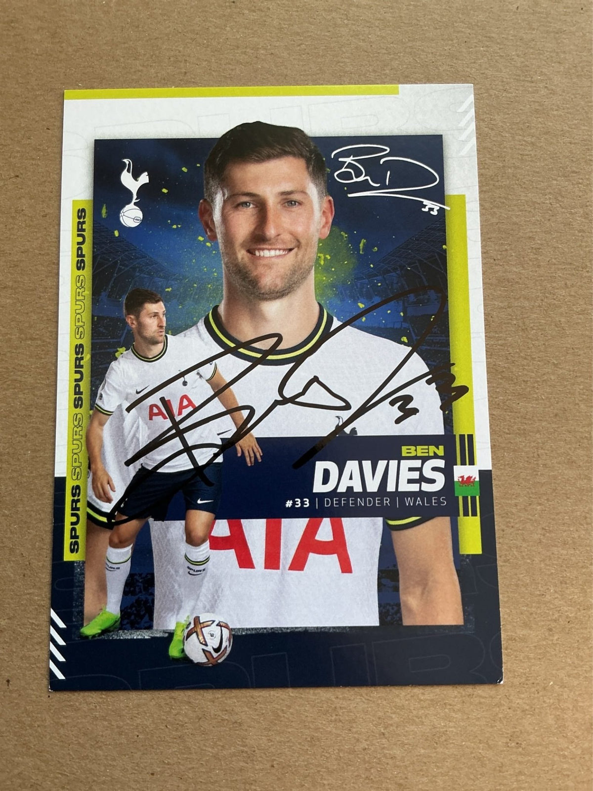 Ben Davies, Wales 🏴󠁧󠁢󠁷󠁬󠁳󠁿 Tottenham Hotspur 2022/23 hand signed - Autographs-World