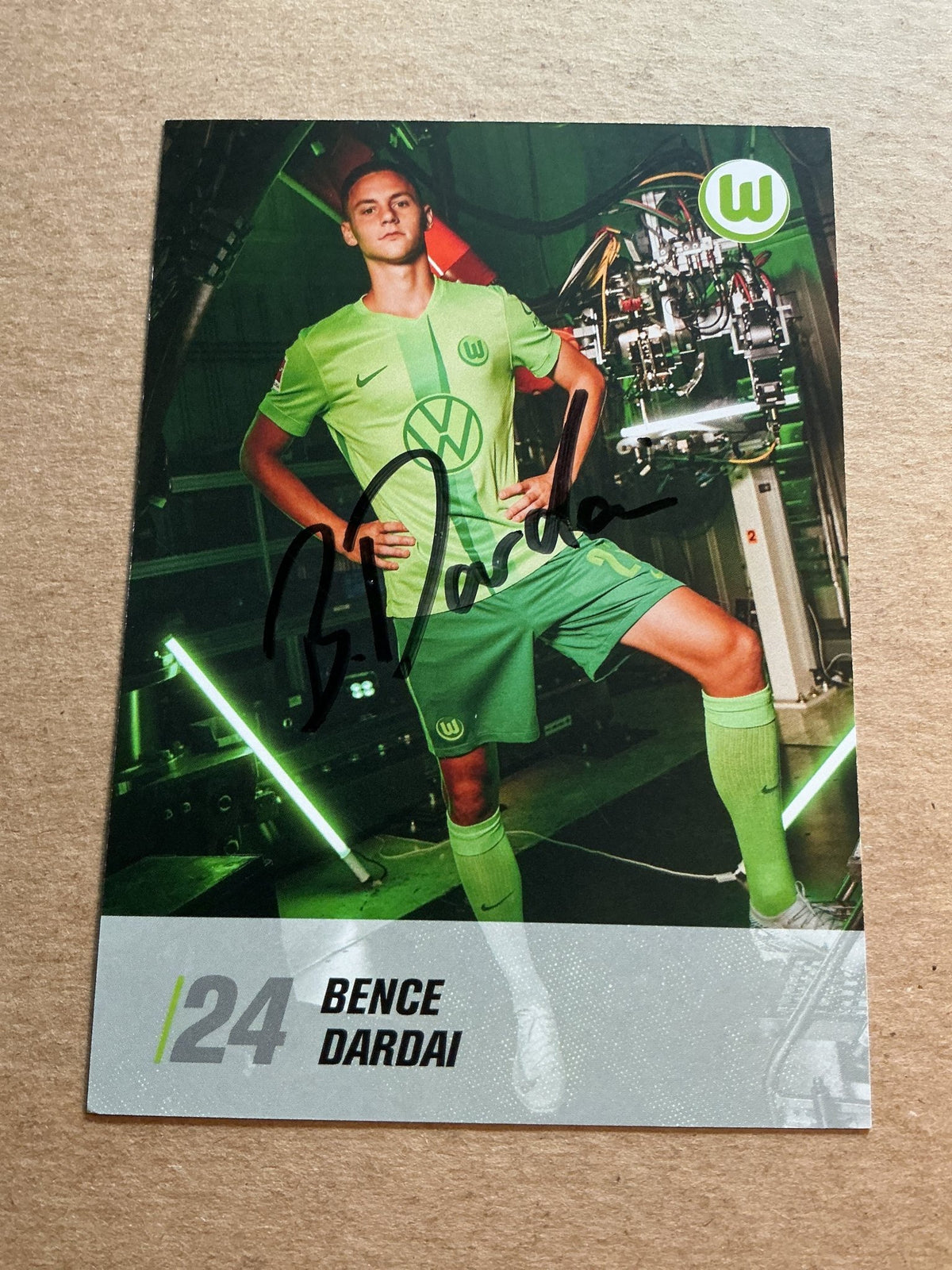 Bence Dardai, Hungary 🇭🇺 VfL Wolfsburg 2024/25 hand signed - Autographs-World