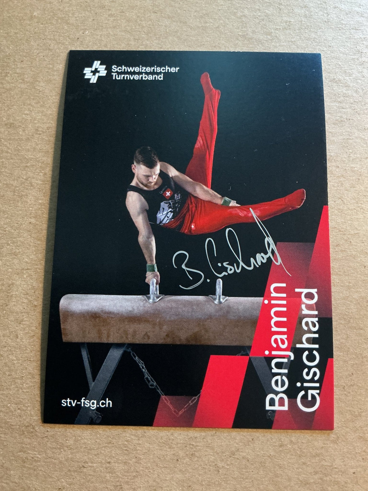 Benjamin Gischard, Switzerland 🇨🇭 Gymnastics Sports 2025 hand signed - Autographs-World