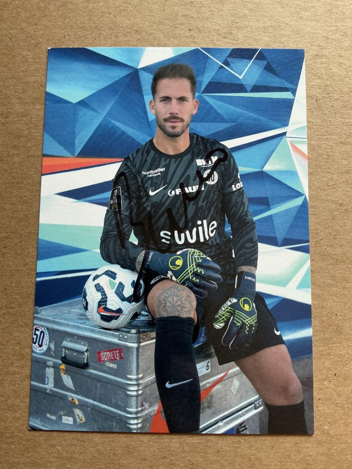 Benjamin Lecomte, France 🇫🇷 Montpellier HSC 2024/25 hand signed - Autographs-World
